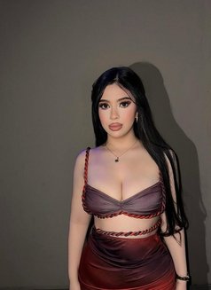Elina - escort in Candolim, Goa Photo 2 of 3