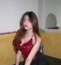 Elina - puta in New Delhi Photo 1 of 4