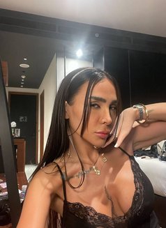 Elina - escort in İstanbul Photo 7 of 10
