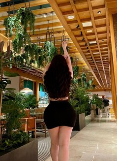 Elina - escort in Muscat Photo 4 of 4