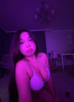 Elina - escort in Dubai Photo 2 of 9