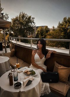 Elina - Transsexual escort in Baku Photo 25 of 28