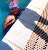 Elinah - escort in Al Khawr