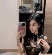 Eline Natasya - puta in Jakarta