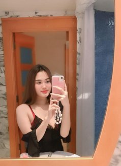 Eline - puta in Kuala Lumpur Photo 9 of 16
