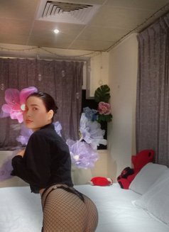 ELISA 69 full service - escort in Abu Dhabi Photo 14 of 16