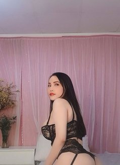 Elisa 69, ... - puta in Abu Dhabi Photo 9 of 14