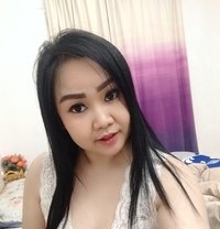 Elisa - escort in Muscat