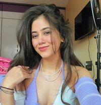 Aliza - puta in Dubai Photo 5 of 5