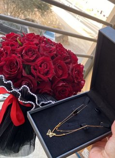 إلیسا عراقیة Elisa - escort in Muscat Photo 6 of 7