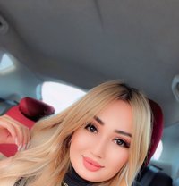 Elisa - puta in İstanbul