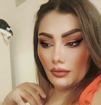 Elisa - escort in Erbil