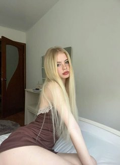 Elisa - escort in İstanbul Photo 1 of 1