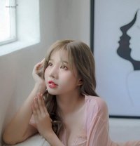 Elise - escort in Al Manama