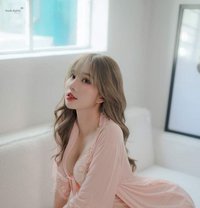 Elise - escort in Al Manama