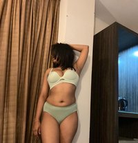 Elisha - puta in Colombo