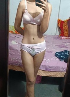 Elishiya - adult performer in Bangalore Photo 1 of 2