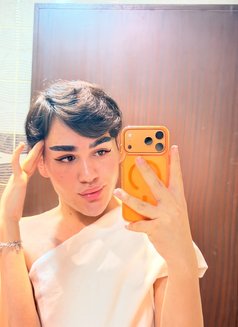 ELISS 🇬🇪 - Male escort in Riyadh Photo 13 of 14