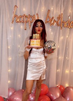 Elissa Arab Shemale - Transsexual escort in İstanbul Photo 16 of 21