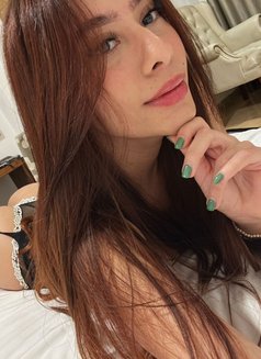 Elissa - puta in Beirut Photo 7 of 10