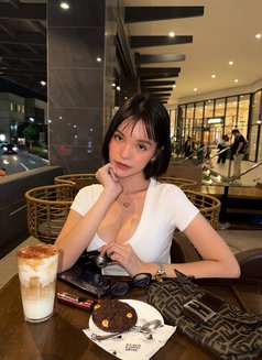Elisse - escort in Bangkok Photo 11 of 12