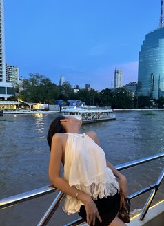 Elisse - puta in Bangkok Photo 13 of 14