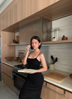 Elisse - puta in Bangkok Photo 6 of 9