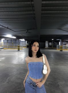 Elisse - Transsexual escort in Manila Photo 6 of 10