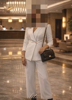 ꧁ELITE ADITI SHARMA꧂Premium & Exclusive - escort in New Delhi Photo 5 of 7