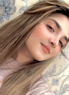 Elite Class Indian Escort 100% Genuine - puta in Dubai Photo 5 of 5