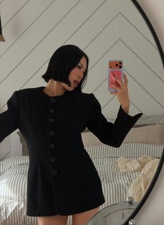 Elite Courtesan GFE - puta in Manila Photo 7 of 8
