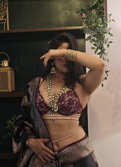 Elite Kanika - escort in Hyderabad Photo 2 of 6