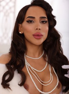 Elite Lady Lara Top in Russia š·šŗ - Transsexual escort in Riyadh Photo 2 of 15