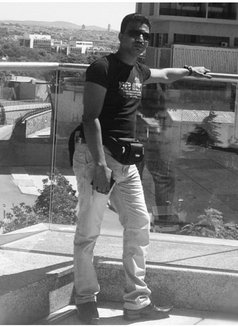 Elite Staff - Relax at your own space - masseur in Dubai Photo 5 of 7