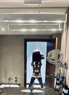 Elite Staff - Relax at your own space - masseur in Dubai Photo 6 of 7