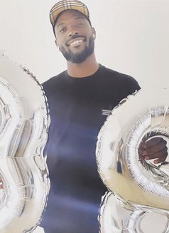 Elivio Caribbean Guy - Male escort in Dubai Photo 3 of 4