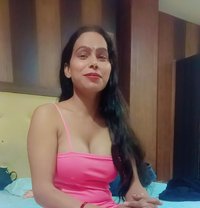 Eliyana - Acompañantes transexual in New Delhi Photo 6 of 7