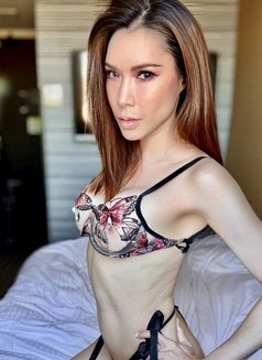 Eliz Nova - escort in Tokyo Photo 2 of 21