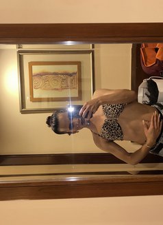 Eliza - Transsexual escort in Bangalore Photo 3 of 13