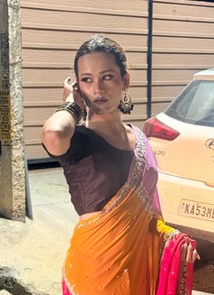 Eliza - Transsexual escort in Bangalore Photo 5 of 8