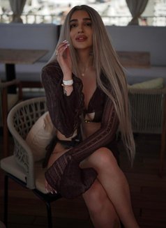 Eliza - escort in Jeddah Photo 3 of 6