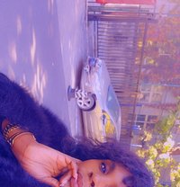 Eliza - puta in Kuala Lumpur