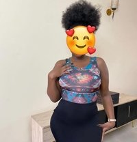 Elizabeth Escort, Nudes, Videos, Video C - puta in Nairobi