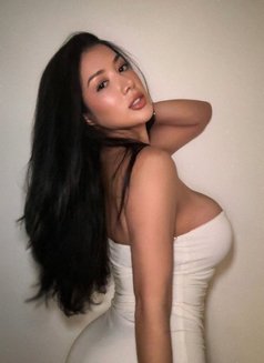 Elizabeth Jonah - escort in İstanbul Photo 4 of 6