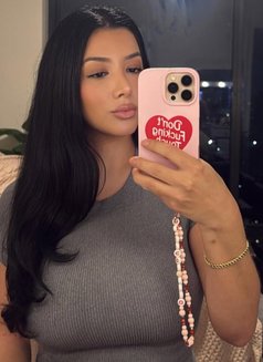 Elizabeth Jonah - escort in İstanbul Photo 6 of 6