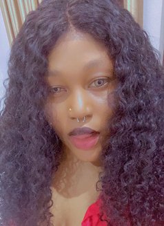 Elizabeth - escort in Accra Photo 1 of 3