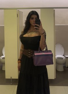 ElizaHungbigtop - Transsexual escort in Bangkok Photo 14 of 14