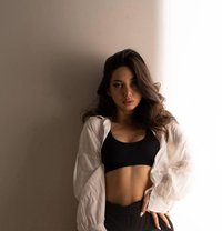 Elizaveta - puta in Phuket