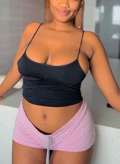 ELIZER NEW ARRIVAL IN MUMBAI - escort in Mumbai Photo 2 of 8