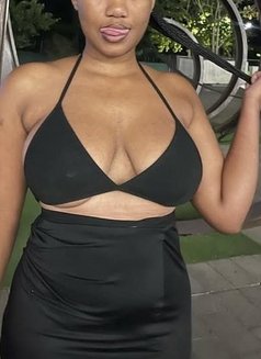 ELIZER NEW ARRIVAL IN MUMBAI - escort in Mumbai Photo 6 of 8